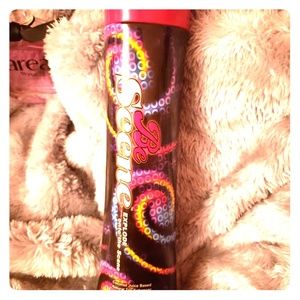 💕DONATING SOON💕Be Scene Tanning Lotion (NEW)